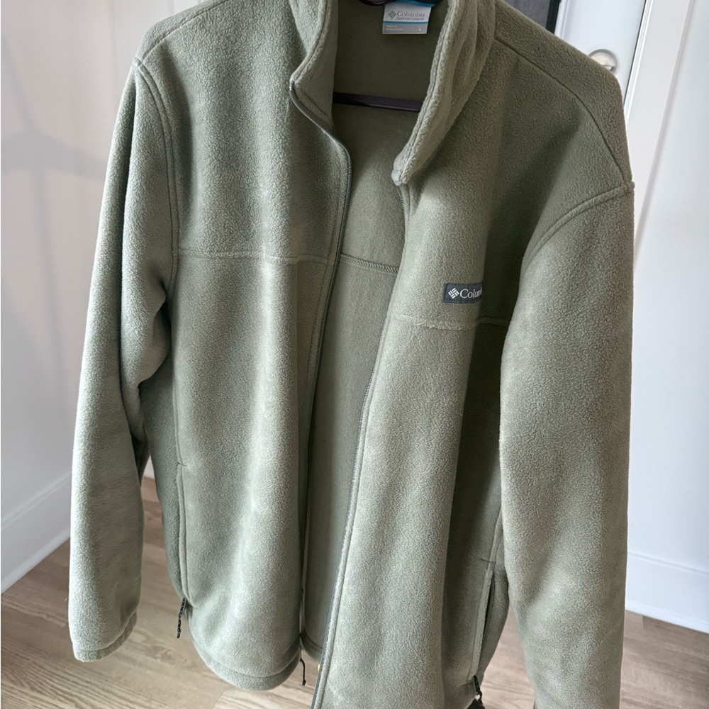 Never-worn Columbia Men's Green Fleece Jacket Large